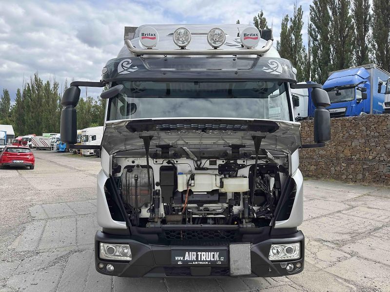 Iveco Eurocargo (2019) 120E22 EL - shrnovačka - vrata - fotka 4 z 32
