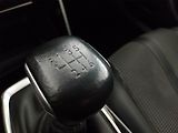 Peugeot 2008 (2020) GT Line 1.2 PureTech - náhled 16
