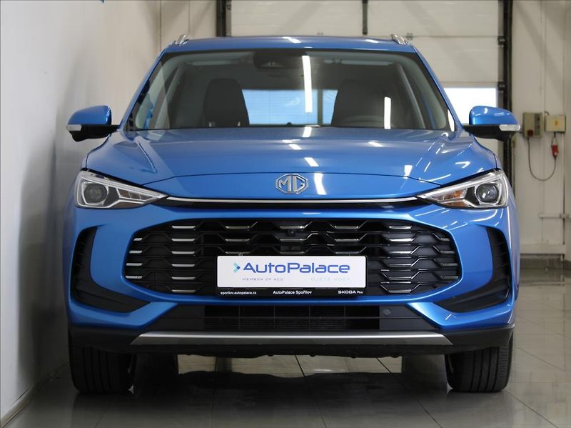 MG ZS 1,5 Hybrid+ Exclusive 20tkm.ČR - fotka 2 z 27