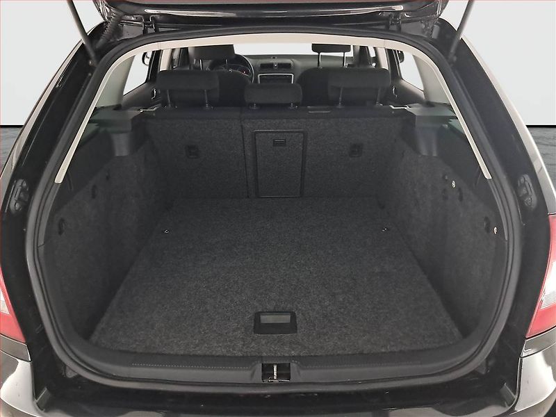 Škoda Octavia (2013) 2.0 TDI, Serv.kniha, Tempomat - fotka 14 z 18