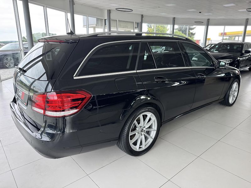 Mercedes-Benz Třídy E 250d BT*9G-Tronic*LED*El.Kufr - fotka 4 z 31