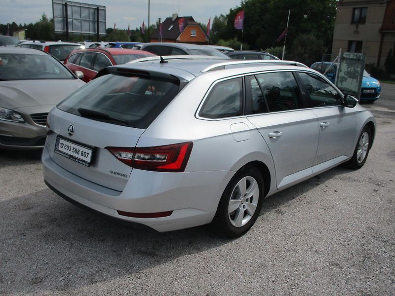 Škoda Superb (2015) combi III 2,0 TDi prav.servis  - fotka 3 z 12
