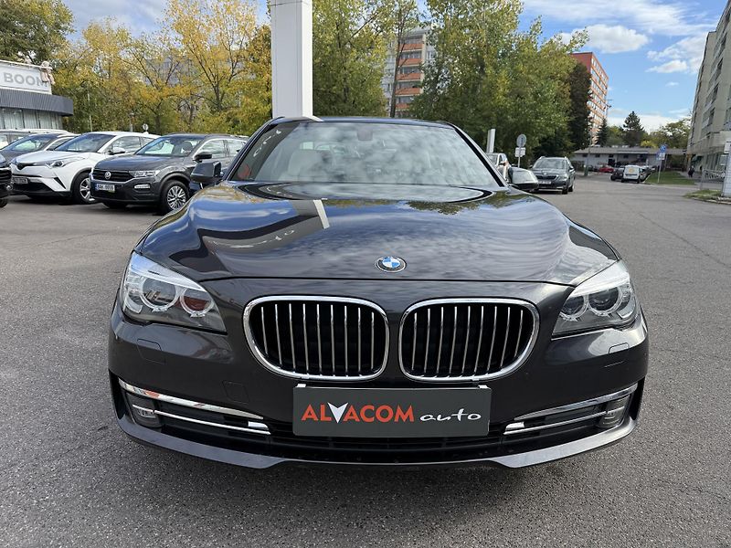 BMW Řada 7 730D koupeno v ČR DPH - fotka 3 z 35