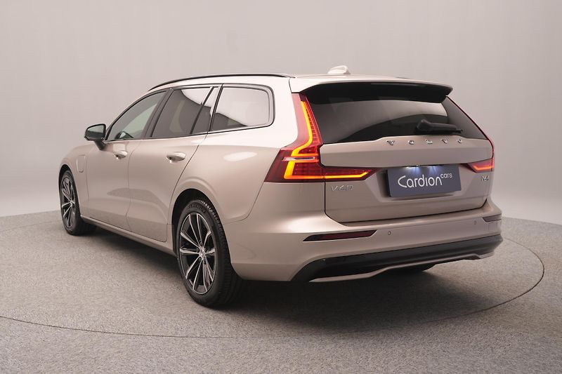 Volvo V60 (2026) T6 AWD Plug-in DARK PLUS - fotka 10 z 25