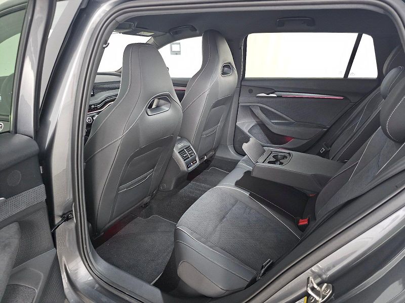 Škoda Superb (2025) 2.0TDi 142kW 4X4 SPORTLINE WEB - fotka 7 z 34