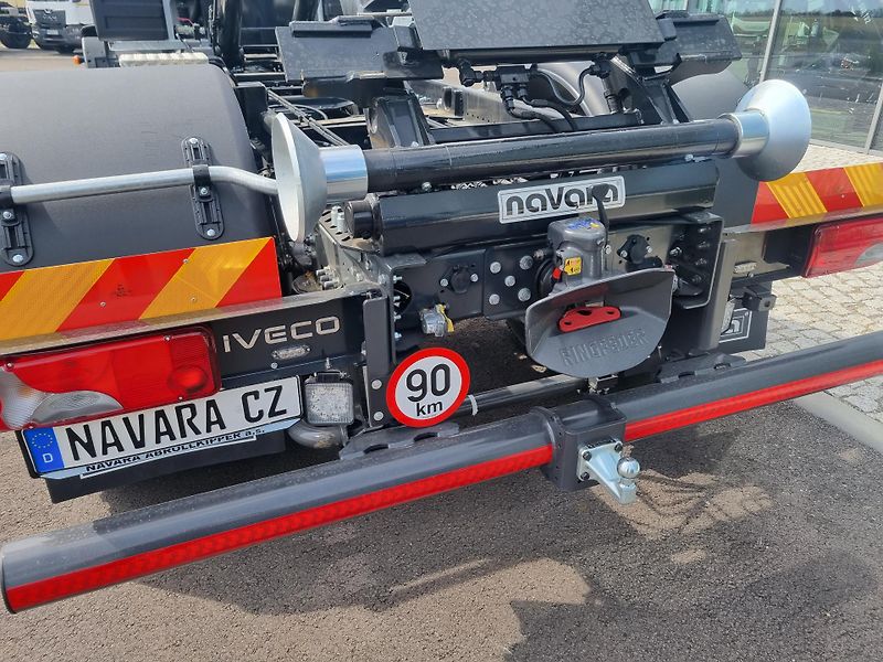 Iveco Eurocargo 180E28 KONTEJNER 10T BÍLÁ - fotka 7 z 26