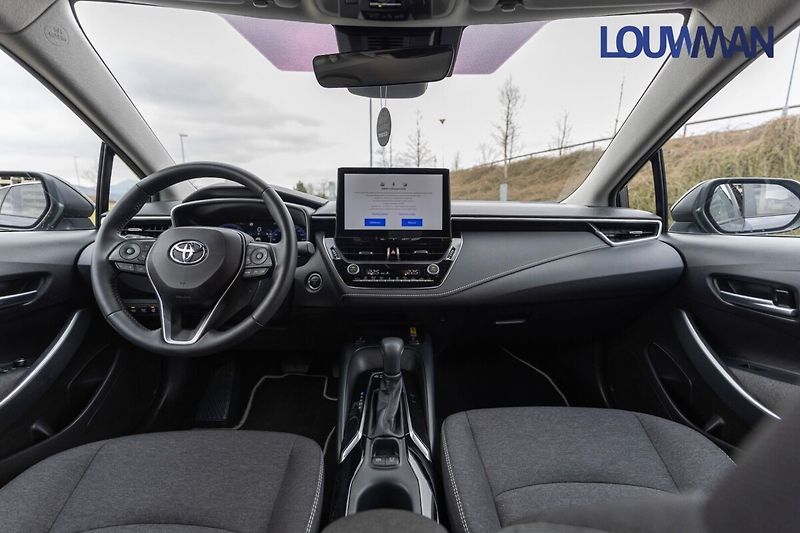 Toyota Corolla SD 1.8L HEV CVT Style - fotka 5 z 32