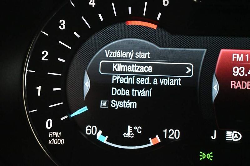 Ford S-MAX (2022) 2.0 ST-LINE 140 KW LED SONY AC - fotka 29 z 39