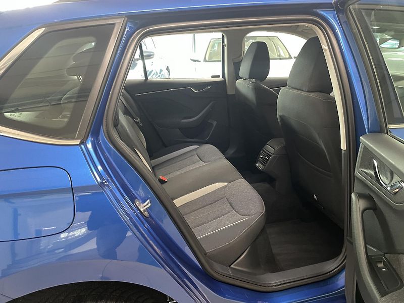 Škoda Kamiq 1.5 TSI, 110 kW, STYLE, DSG,ČR - fotka 12 z 30