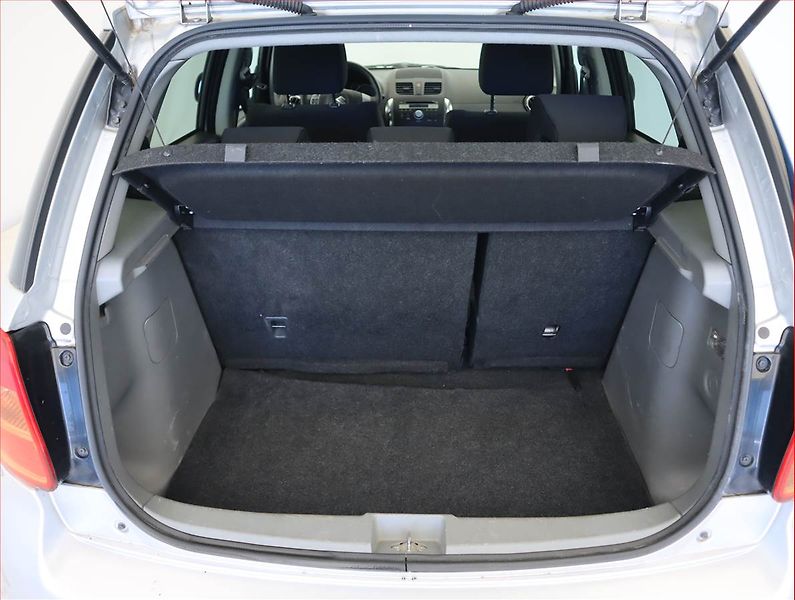 Škoda Kamiq (2025) 1.0 TSI - fotka 14 z 21