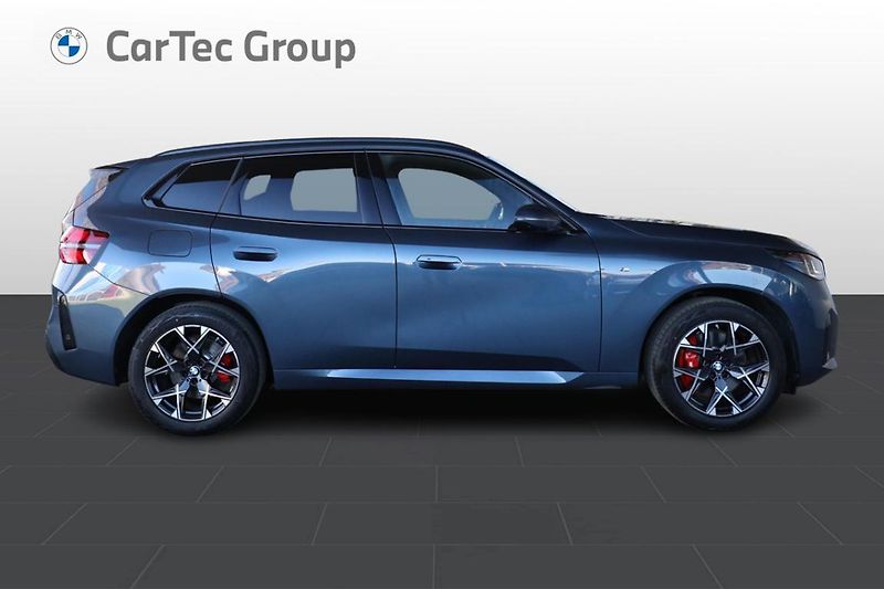 BMW X3 xDrive 40d - fotka 4 z 27