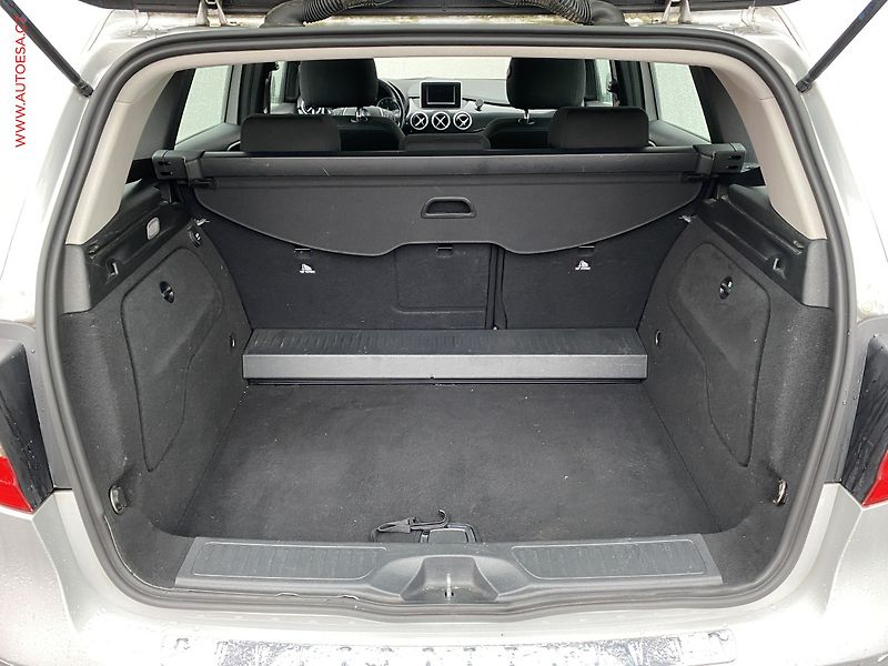 Mercedes-Benz Třídy B (2012) 1.6i B200, AT, bixen, navi, - fotka 7 z 24