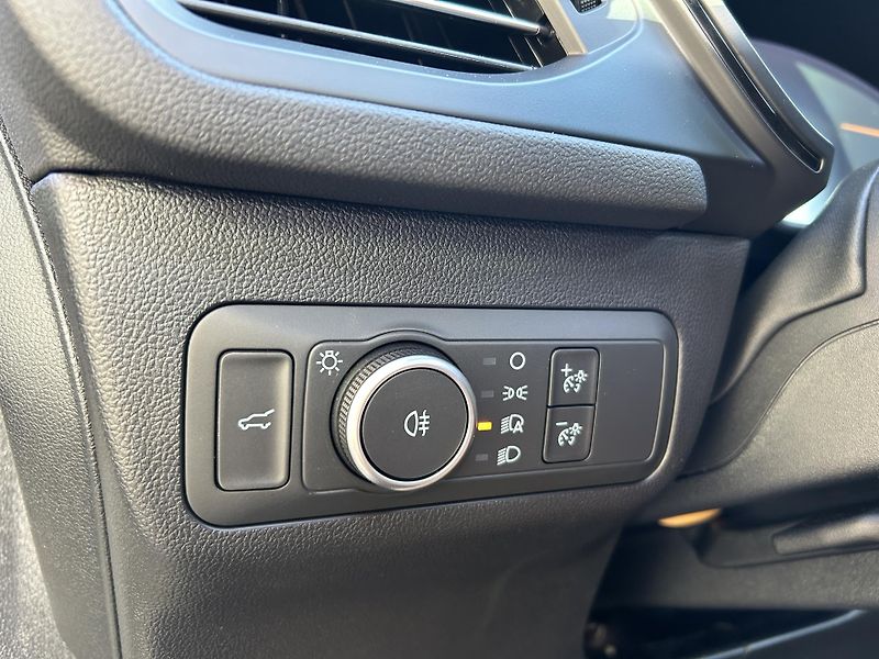 Ford Kuga ST-Line X 2.5 PHEV 134 kW - fotka 24 z 44