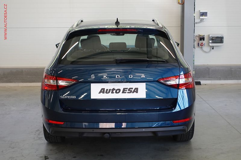 Škoda Superb (2020) 2.0TDi, Style, DSG, LED - fotka 5 z 22