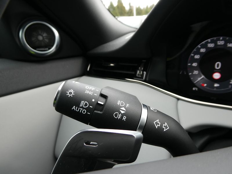 Land Rover Range Rover Evoque (2026) 2,0 Dynamic SE D165 aut.4x4 - fotka 22 z 39