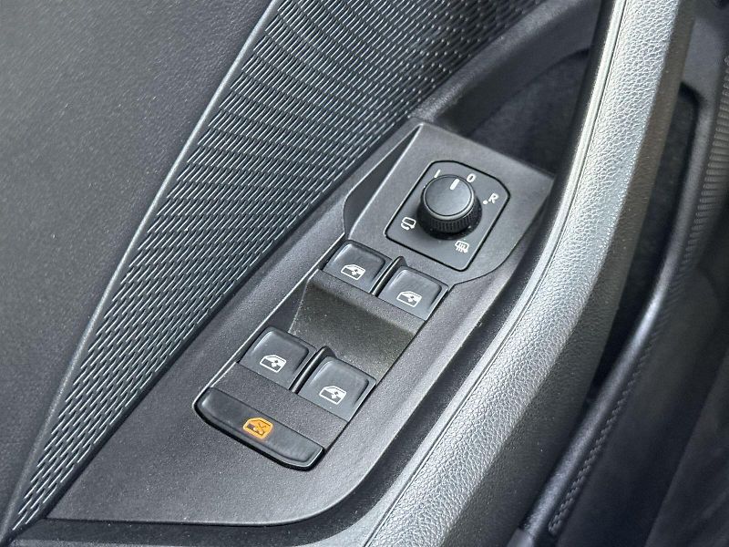 Škoda Octavia (2024) Combi 2.0 TDI DSG Style - fotka 17 z 32