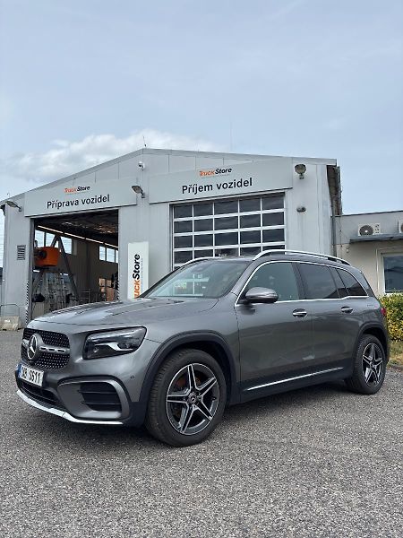 Mercedes-Benz GLB (2024) 200d 4MATIC - fotka 3 z 10