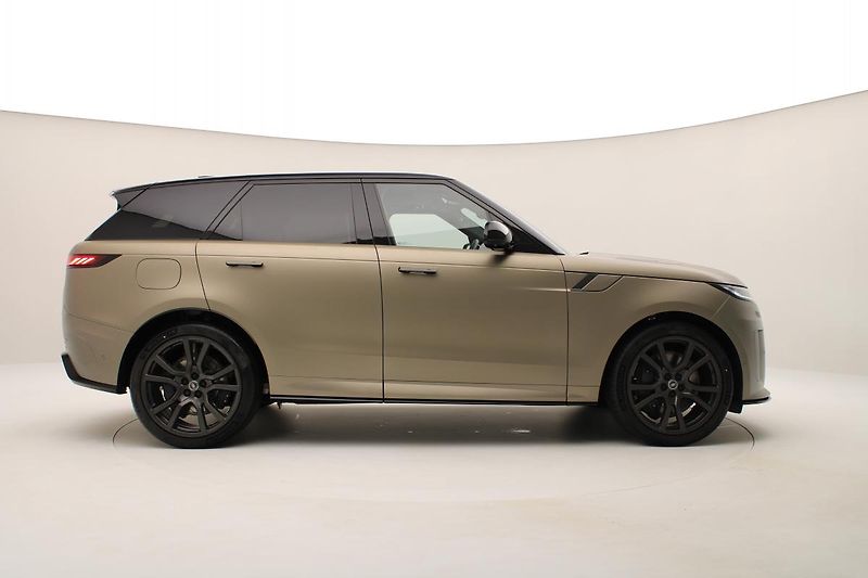 Land Rover Range Rover Sport P635 SV EDITION ONE REZERVACE - fotka 12 z 78