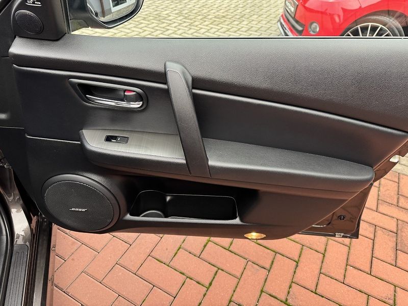 Mazda 6 (2012) 2.0i Sportsline Xenony Bose - fotka 17 z 50