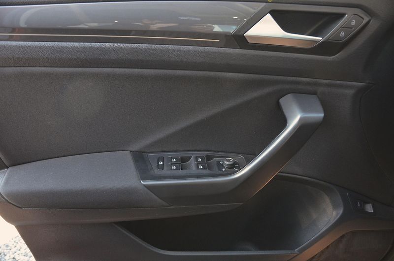 Volkswagen T-Roc (2020) 2.0 TDi DSG iQ.Drive Webasto - fotka 24 z 44
