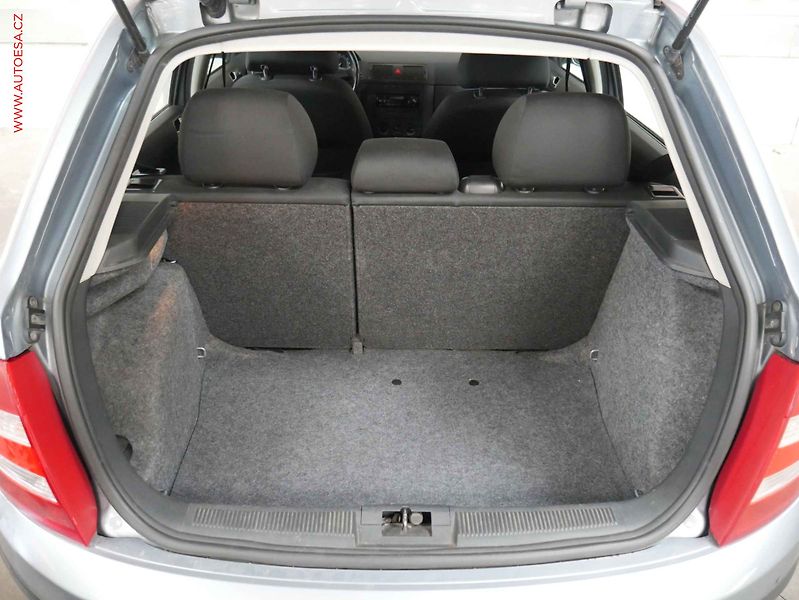 Škoda Fabia (2005) 1.2 HTP, 2.maj,ČR, AC, tažné - fotka 7 z 14