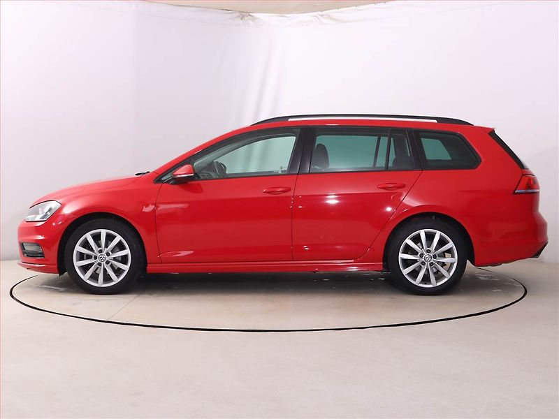 Volkswagen Golf (2017) Comfortline 1.4 TSI, Automat - fotka 3 z 21