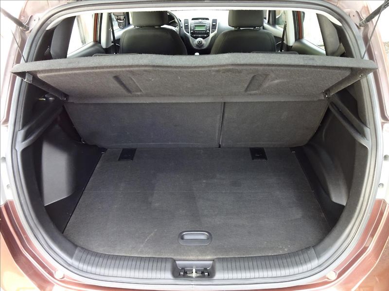 Hyundai ix20 1,4 CRDi 66kW - fotka 22 z 47