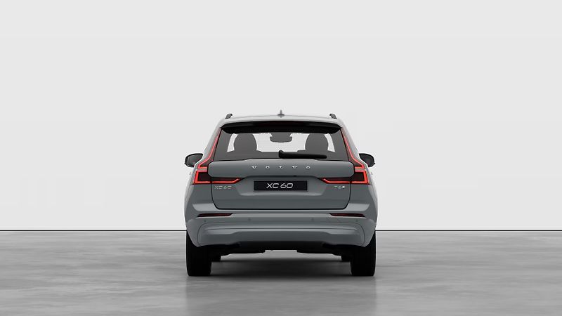 Volvo XC60 (2026) CORE, T6 AWD, 186+107 kW / 253 - fotka 3 z 12