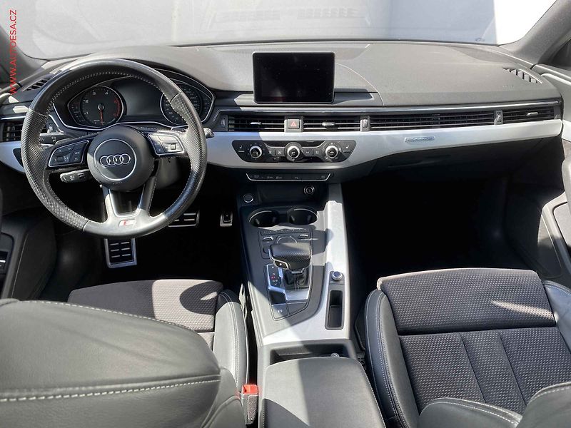 Audi A4 (2016) 3.0 TDi quattro, S-line, AT - fotka 8 z 20
