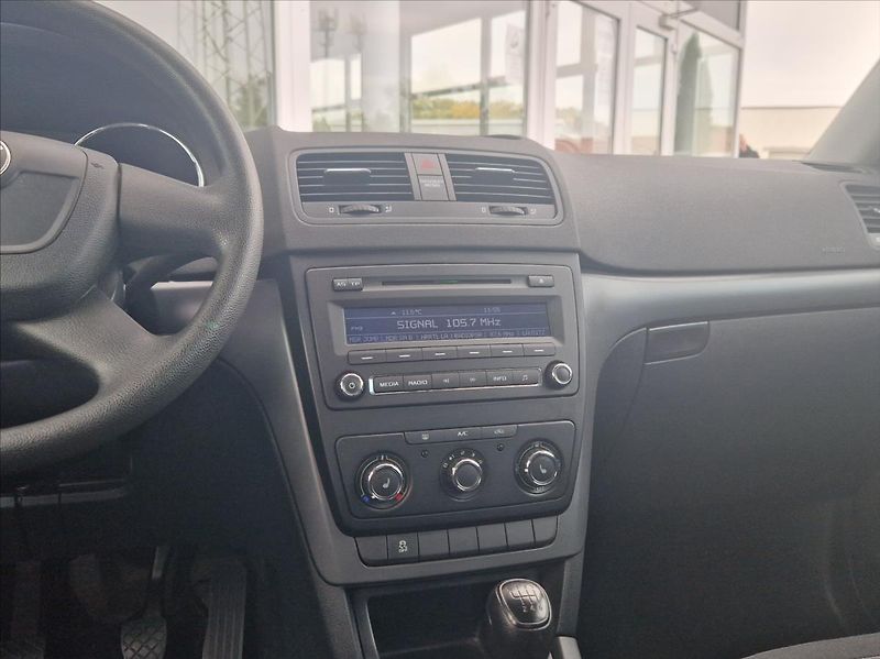 Škoda Yeti 1,4 TSI 90kW NOSIČ TAŽNÉ VÝHŘE - fotka 23 z 31