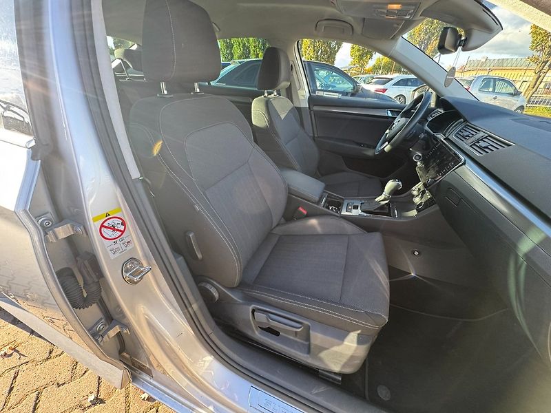 Škoda Superb (2019) DSG 2,0 TDI 140 KW STYLE+ SŠA - fotka 40 z 49