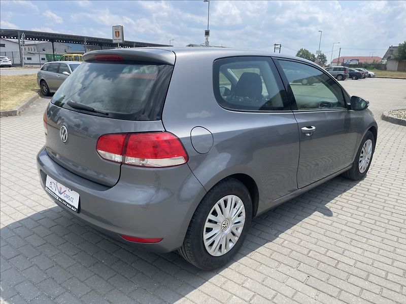 Volkswagen Golf 1,4 MPi 59kw Klima ESP - fotka 4 z 28