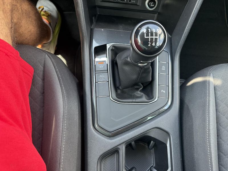 Volkswagen Tiguan (2019) 1.5 TSI 110kW ser. historie - fotka 23 z 31