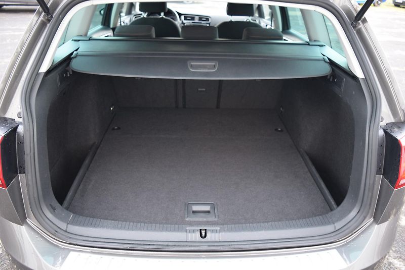 Volkswagen Golf Variant (2016) 1.4TSI 110kw COMFORTLINE TAŽNÉ - fotka 10 z 45