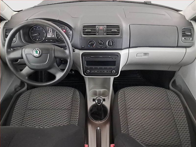 Škoda Fabia (2010) Ambition 1.2 12V, po STK - fotka 8 z 13