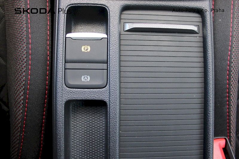 Škoda Octavia (2025) 2.0 TSI 195 kW RS - fotka 13 z 25