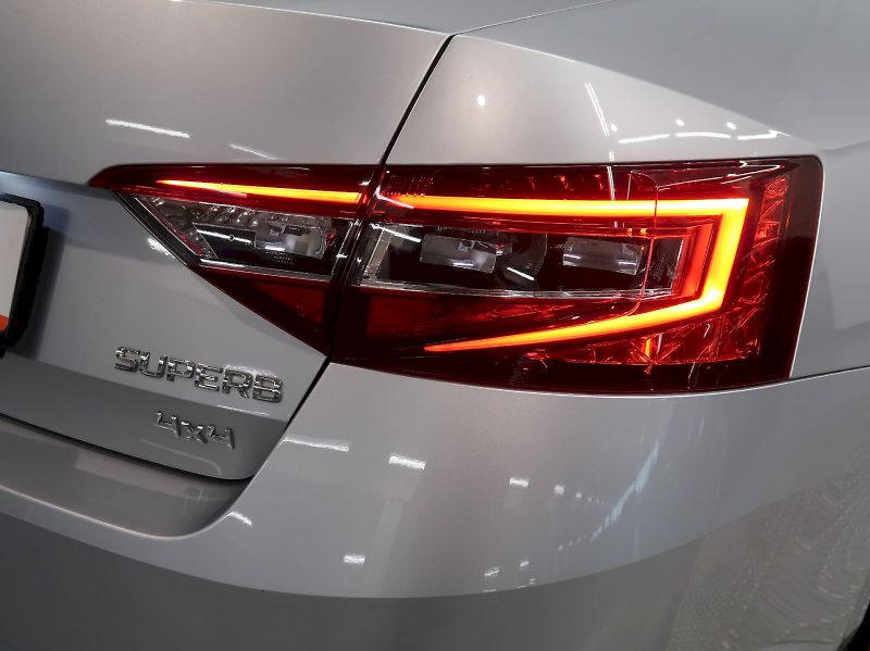Škoda Superb (2019) STYLE 2.0TDI 140KW 4x4 DSG WEB - fotka 11 z 42