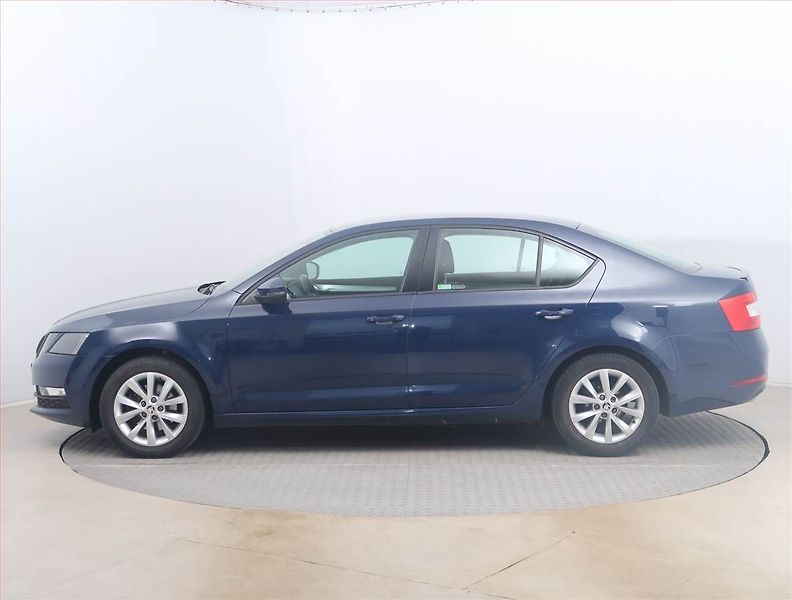 Škoda Octavia (2018) Ambition 1.0 TSI, Tempomat - fotka 3 z 14