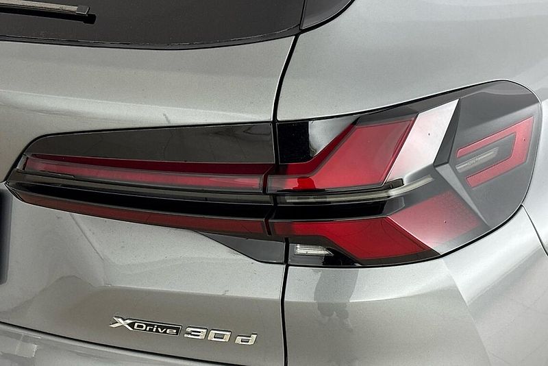 BMW X5 xDrive30d - fotka 5 z 30