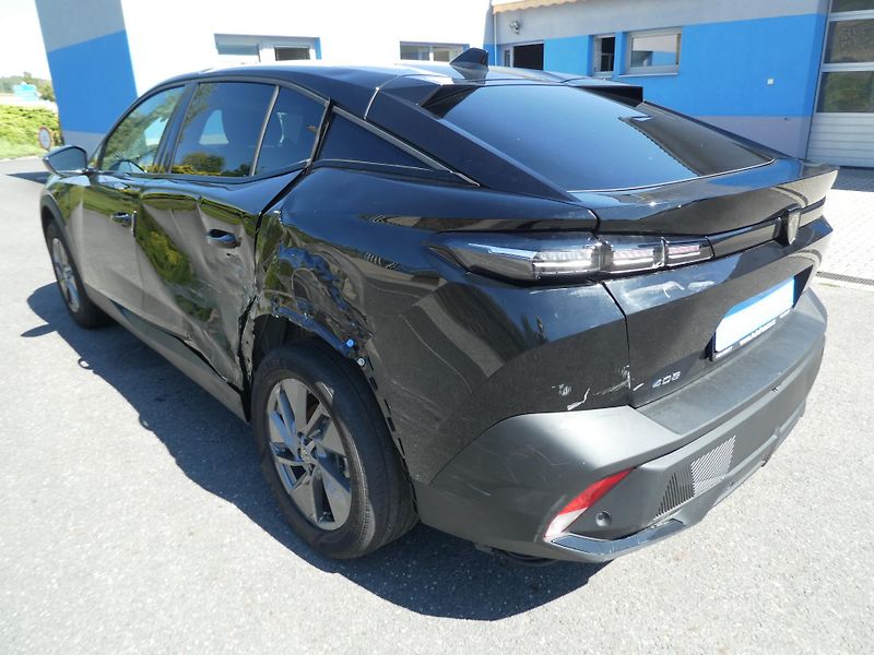 Peugeot 408 HYBRID automat navigace  - fotka 4 z 15