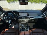 BMW X7 40xD-INDIVID-MASÁŽE-R21-B&W-ČR - náhled 12