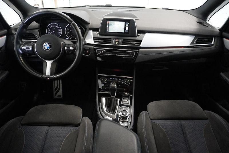 BMW Řada 2 GRAN TOURER XDRIVE M-SPORT AUT - fotka 21 z 29