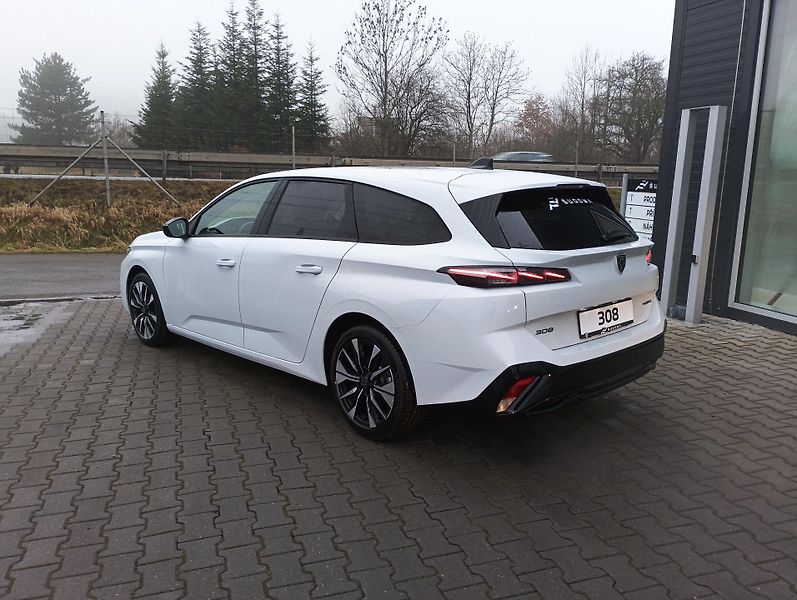 Peugeot 308 (2026) SW ALLURE Hybrid 145 e-DCS6 - fotka 5 z 19