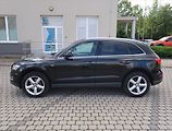 Audi Q5 (2016) S line 2.0 TDI, 4X4, Automat - náhled 2