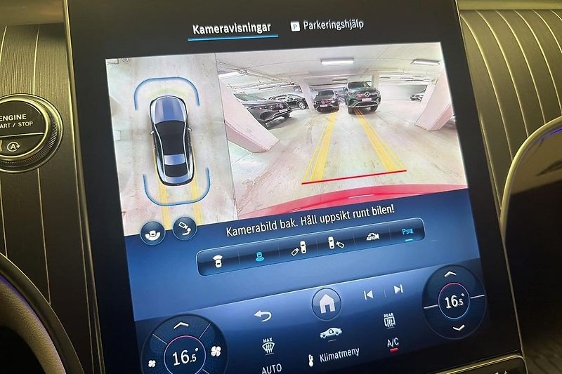 Mercedes-Benz CLE 300 4M AMG 360 HuD Pano Venti - fotka 17 z 23