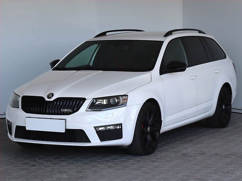 Škoda Octavia (2015) RS 2.0 TDI, Automat - fotka 2 z 21