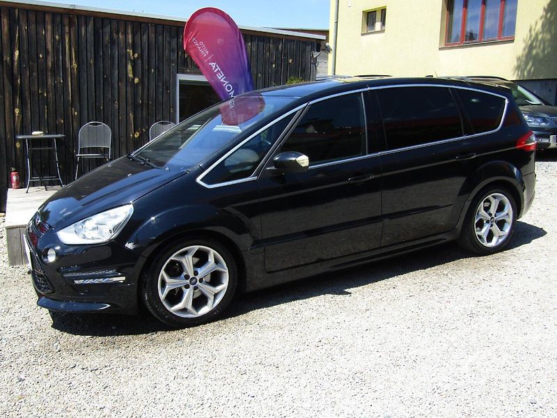 Ford S-MAX (2011) TITANIUM S 2.0 TDCi - fotka 2 z 44