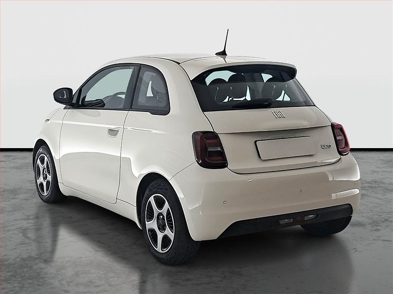 Fiat 500e (2021) 42 kWh, SoH 94%, Automat - fotka 4 z 18