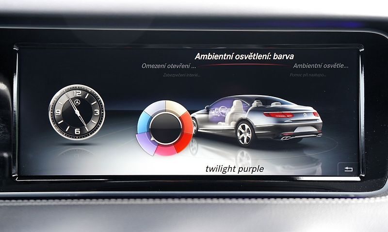 Mercedes-Benz Třídy S S 500 4Matic Coupe AMG - fotka 38 z 48