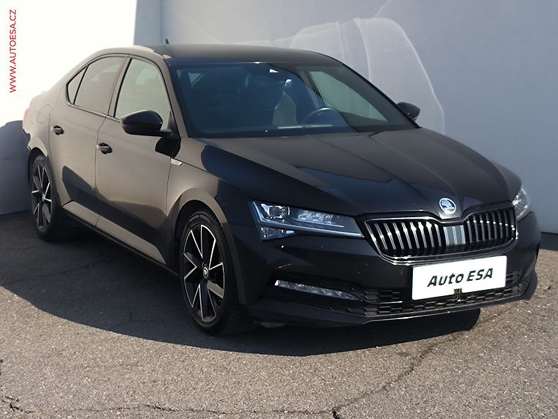 Škoda Superb (2023) 2.0 TSi, ČR, SportLine, DSG - fotografie inzerátu